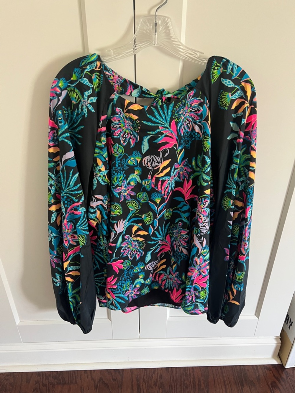 Brand New Lilly Pulitzer Imani print blouse top